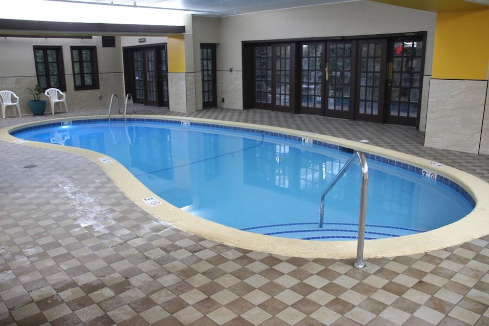 Spring House Inn photo 24