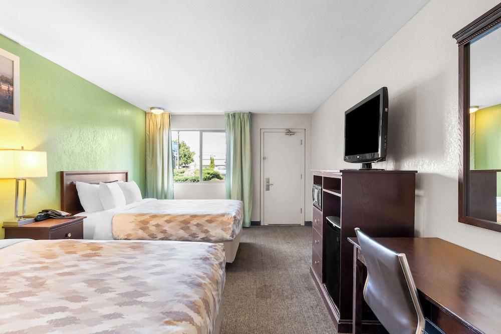 Americas Best Value Inn Yakima photo 11