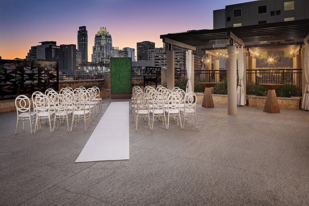 Hotel Indigo Austin Downtown - University by IHG photo 35