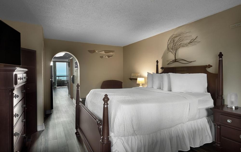 Compass Cove Resort photo 30