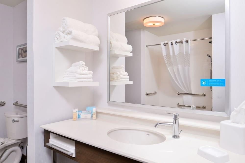 Hampton Inn Omaha Airport photo 19