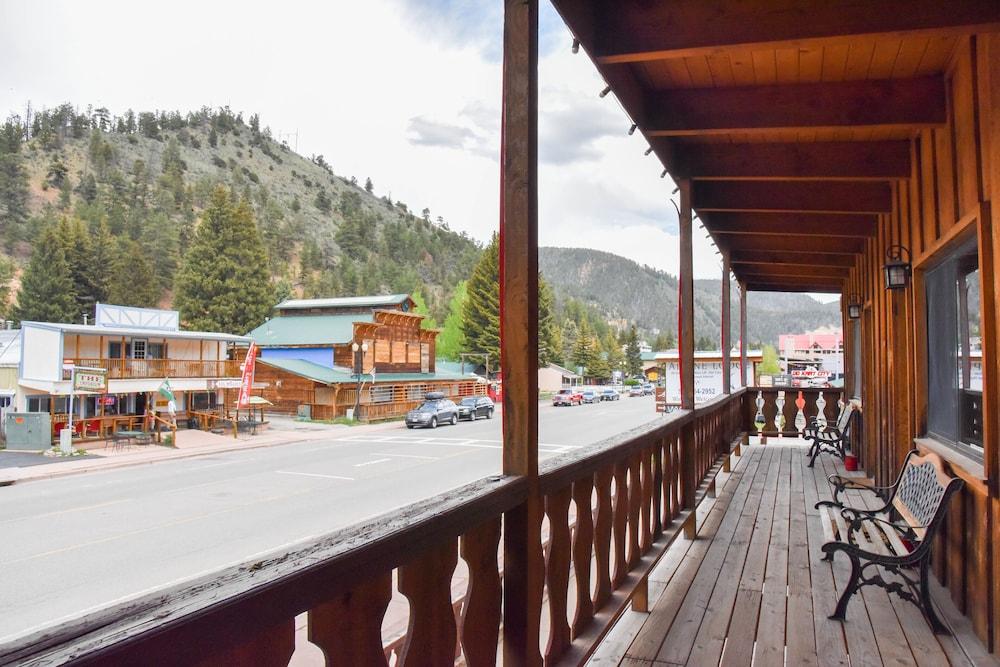 Alpine Lodge photo 95