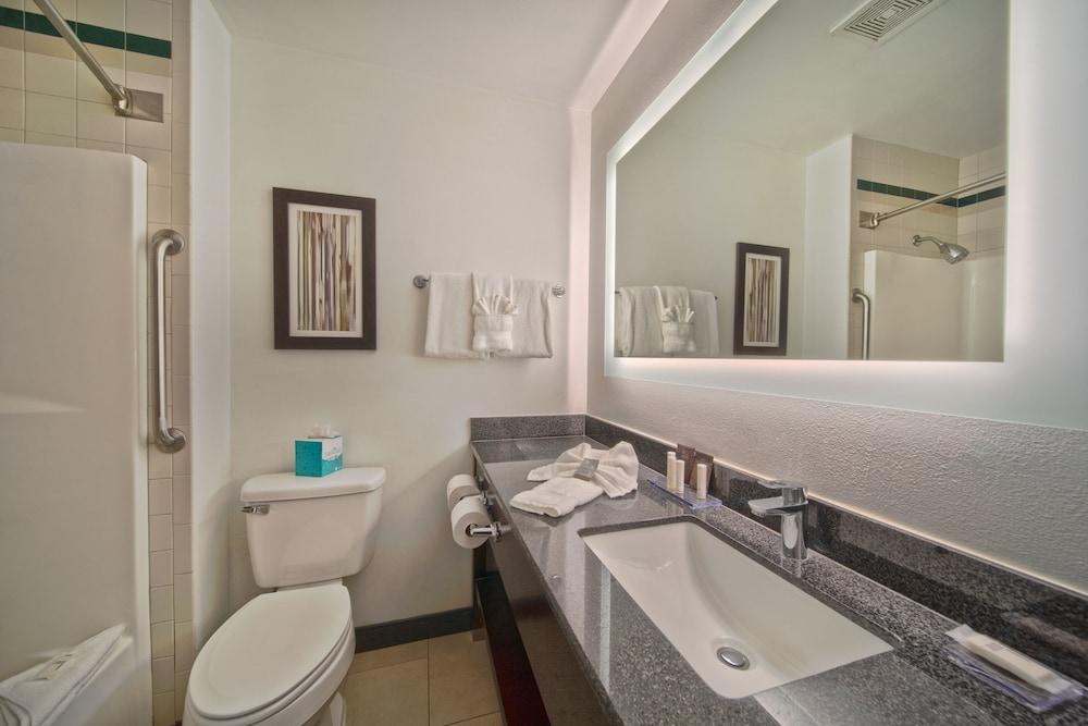Wingate by Wyndham - Round Rock photo 8