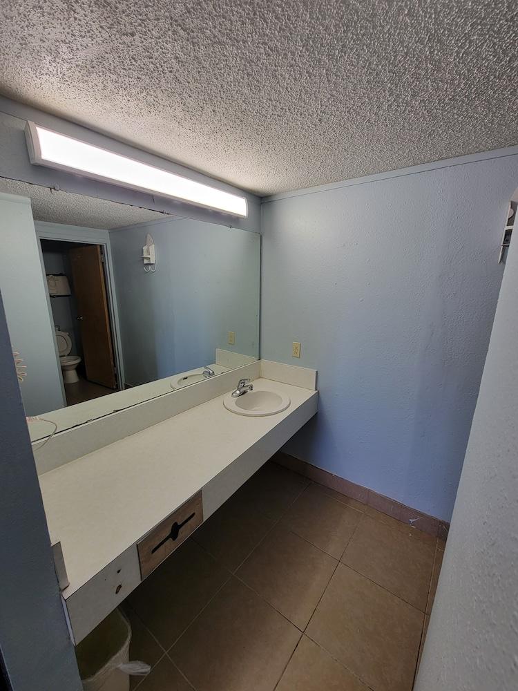 Travelodge by Wyndham Clovis photo 5