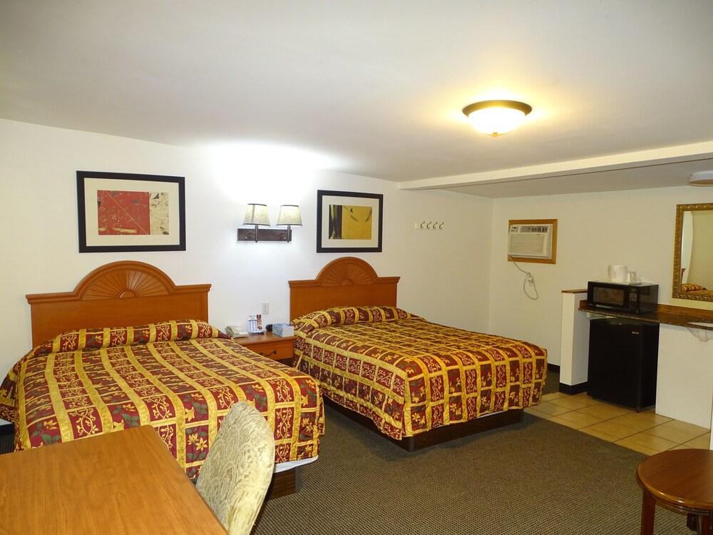 Rivers Inn Fort Madison photo 22