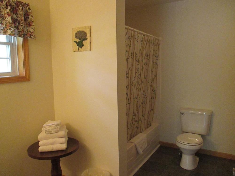 The Blair House photo 75