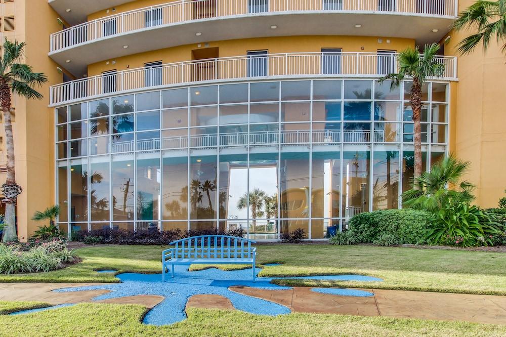 Splash Resort photo 37