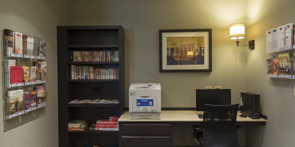 Staybridge Suites Fargo by IHG photo 29