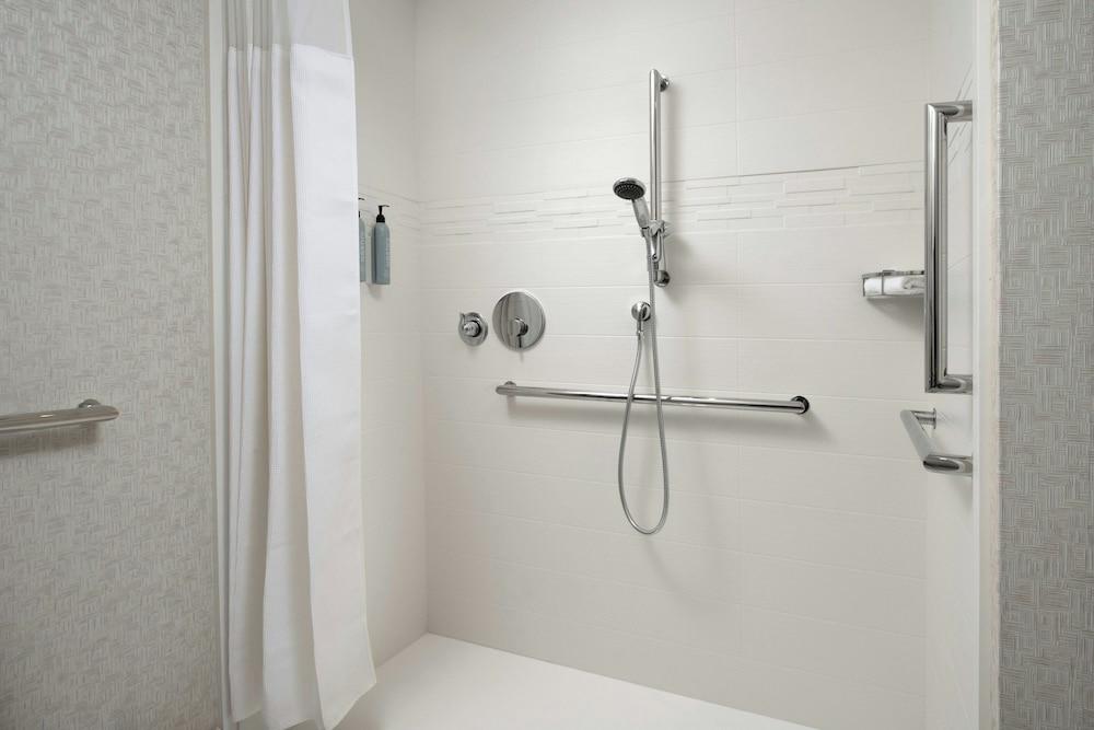 Residence Inn Seattle Northgate Station photo 52