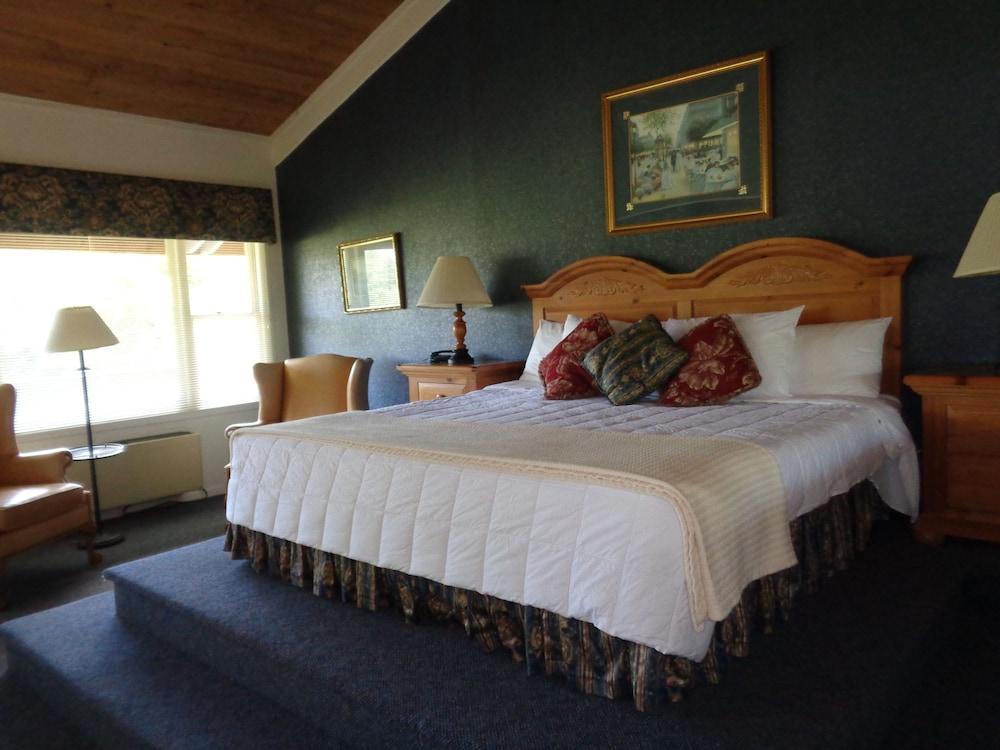 High Meadows Inn photo 7