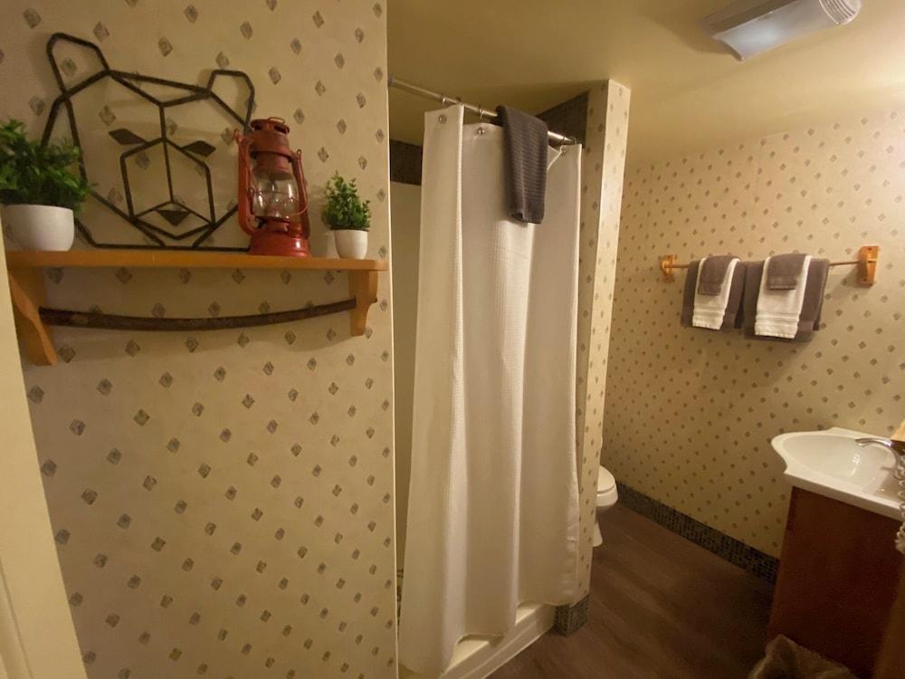 Manitou Lodge photo 22