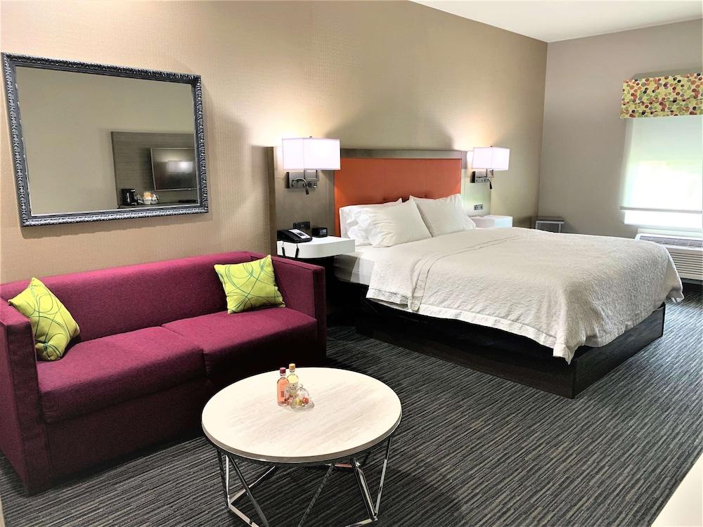 Hampton Inn Fort Stockton photo 26