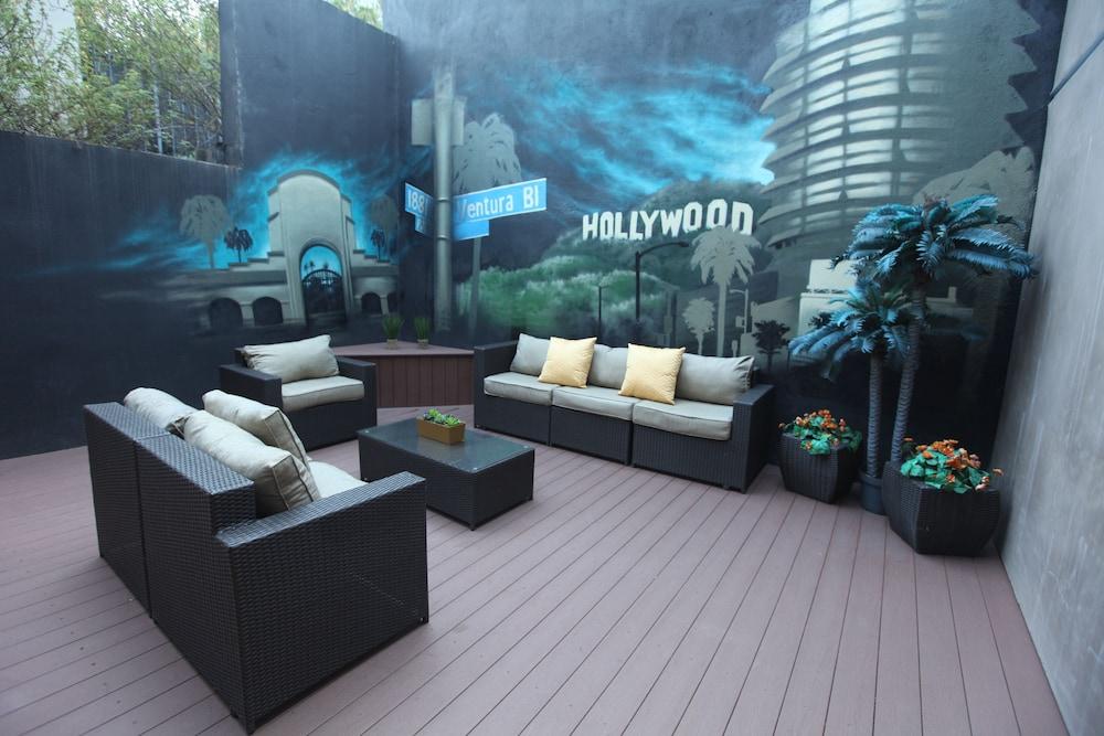 BLVD Hotel and Studios Universal-Hollywood, an Ascend Collection Hotel photo 59