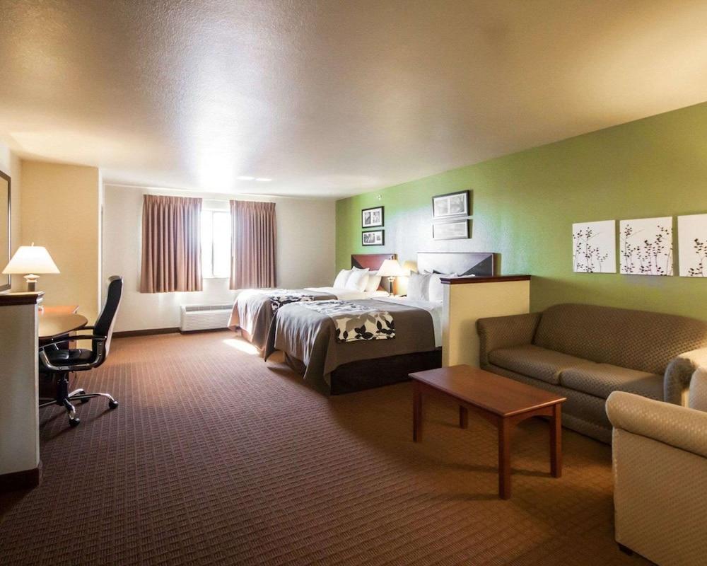 Sleep Inn & Suites Shamrock photo 24