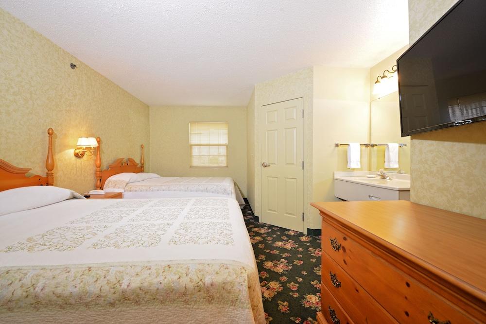 Our Guest Inn and Suites - Downtown photo 15