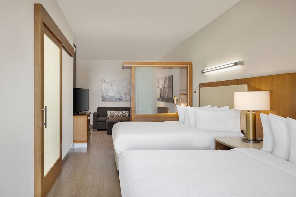 SpringHill Suites by Marriott Orange Beach photo 6