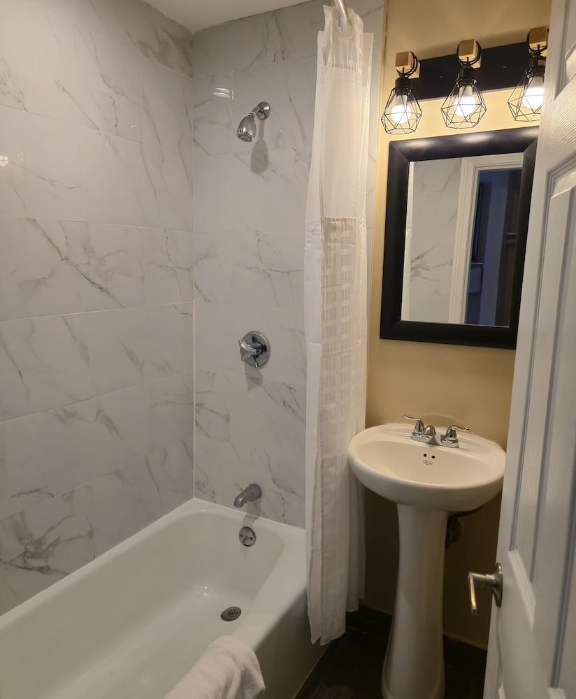 Nashoba Valley Inn & Suites photo 6
