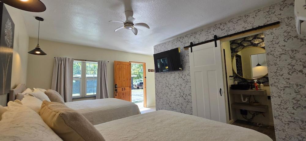 The Tally Motel photo 7