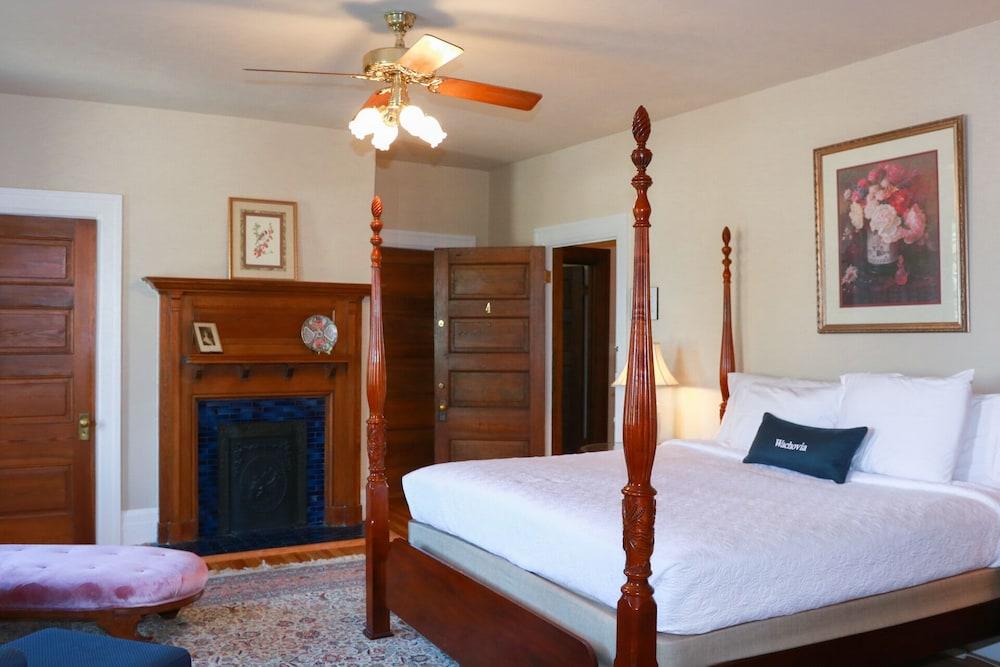 The Shaffner Inn photo 99