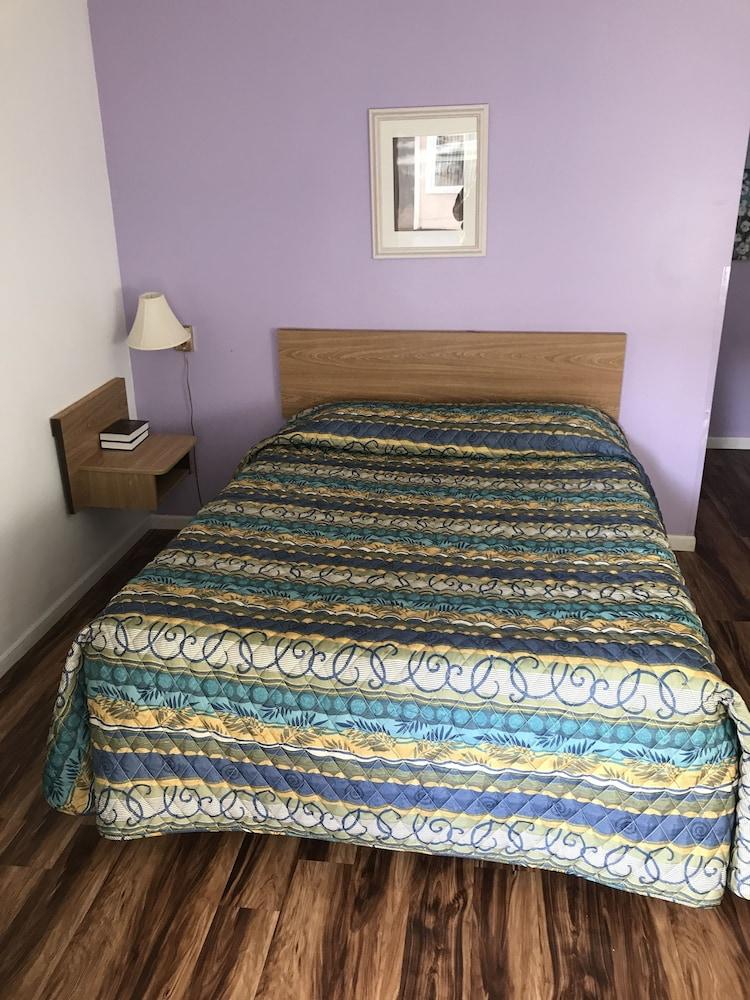 River Road Motel photo 5