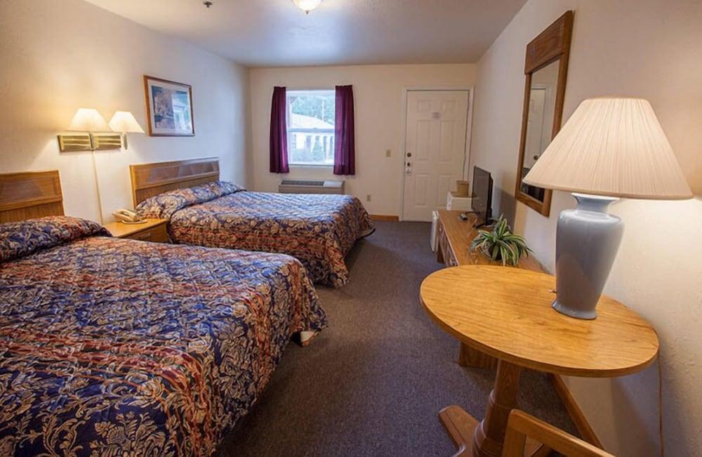 Maggie Valley Creekside Lodge photo 24