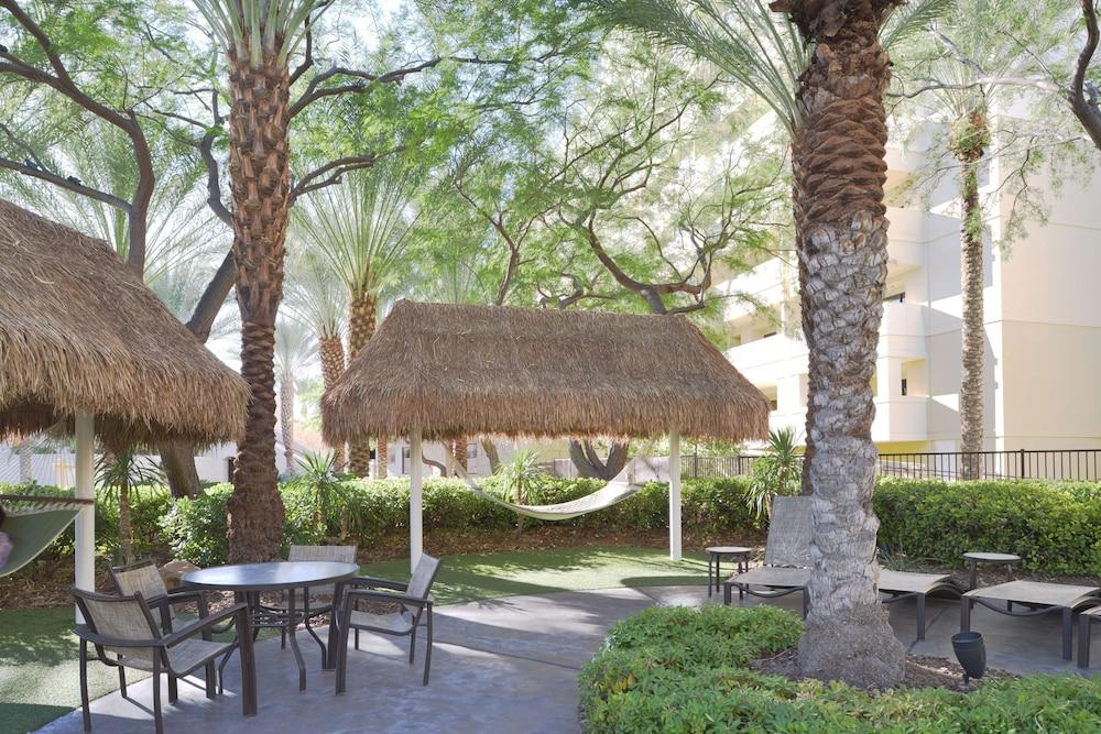 Hilton Vacation Club Cancun Resort Las Vegas photo 57