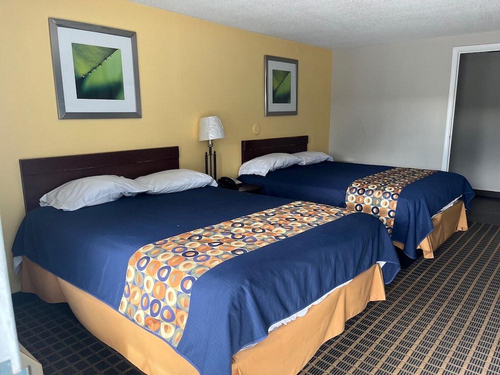 712 INN photo 7