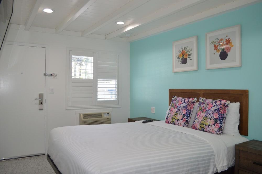 Calafia Inn photo 17