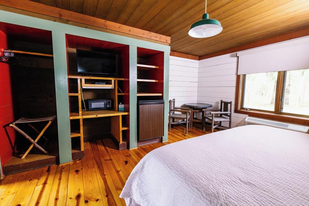 Drummond Island Resort photo 46