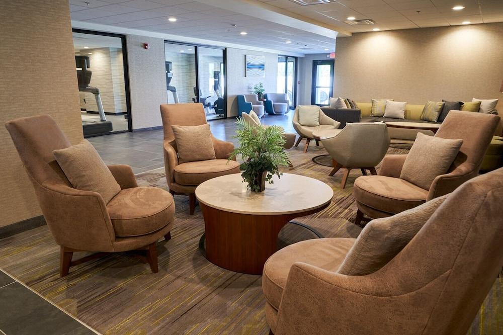 Courtyard By Marriott Bentonville photo 1