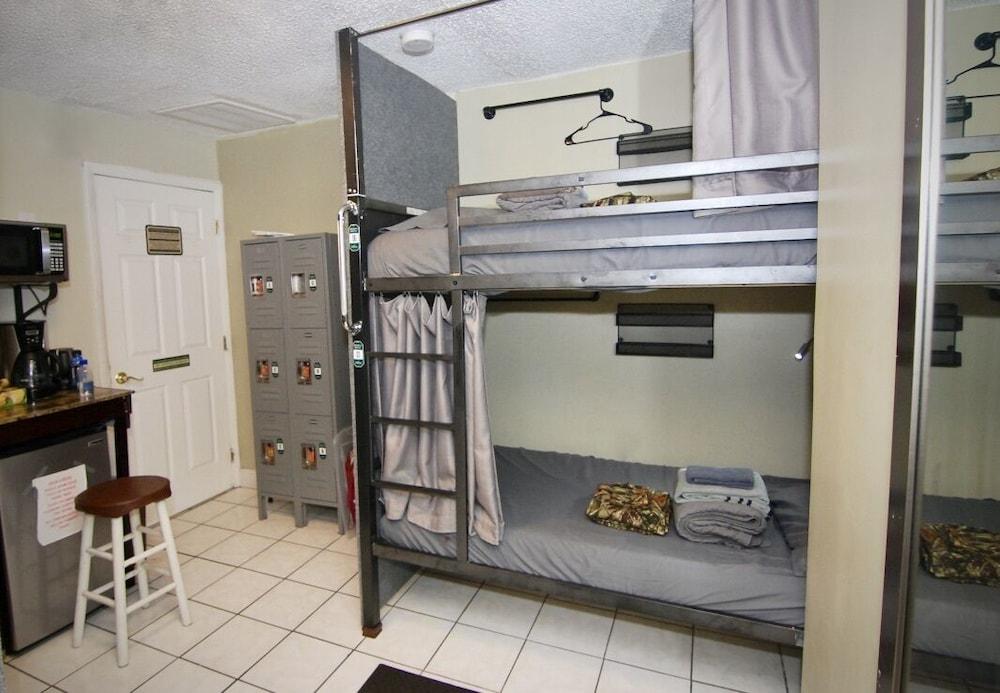 Sheridan Hostel photo 16