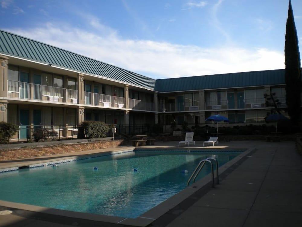 Bossier Extended Stay photo 14