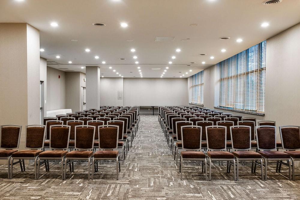 Inn at the Colonnade Baltimore - a DoubleTree by Hilton photo 77