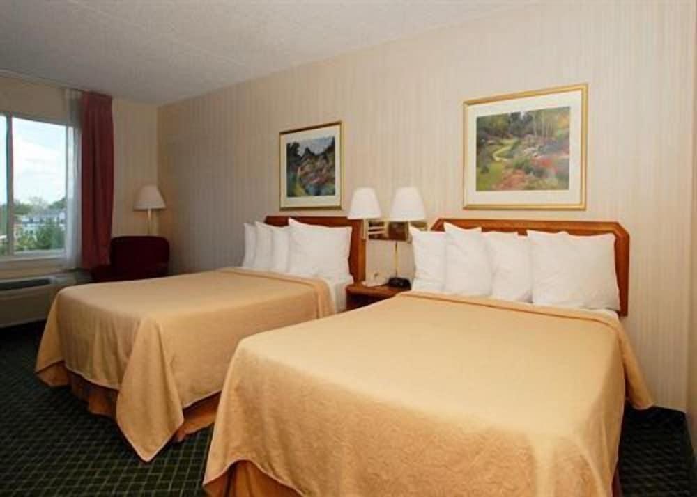 Travelers Inn photo 18