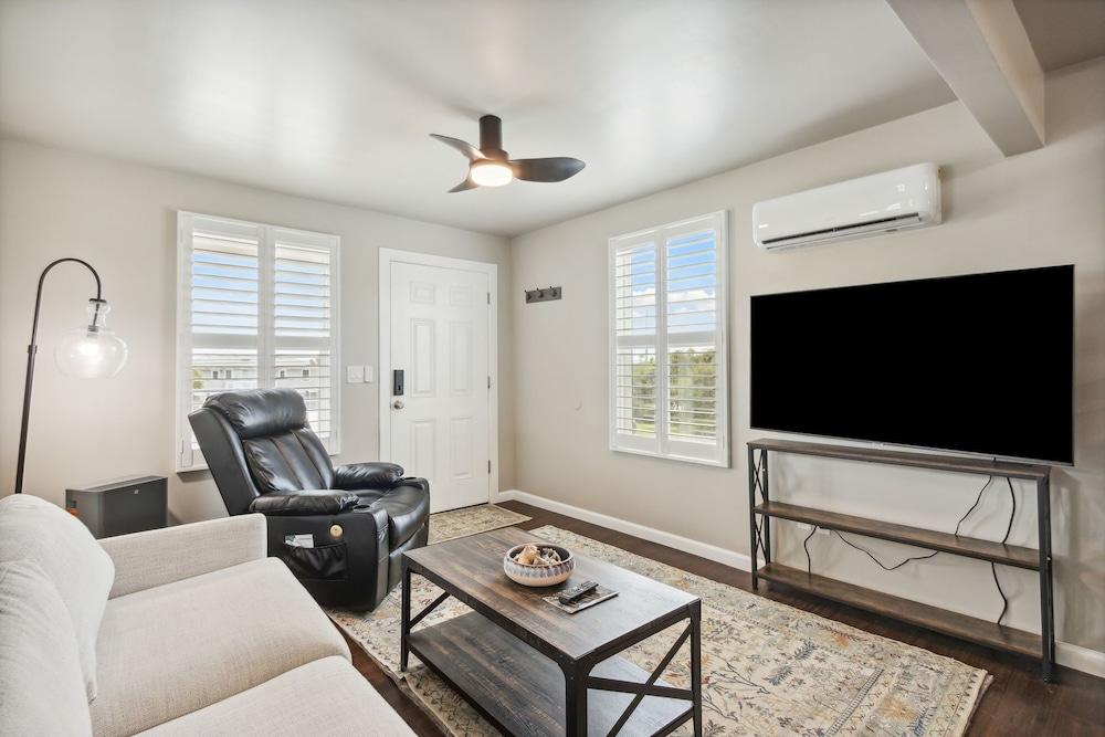 Beach 5 Villas - Immaculate 300 steps from the Ocean photo 16