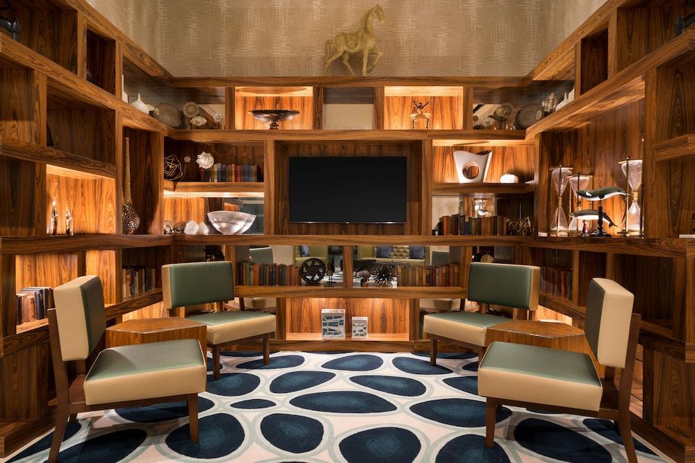 The Landing Hotel at Rivers Casino & Resort photo 44