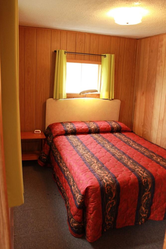 Acadia Gateway Motel photo 49