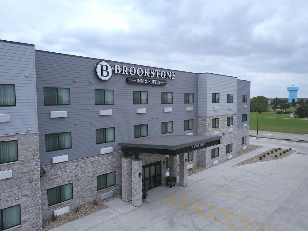 Brookstone Fort Dodge photo 25