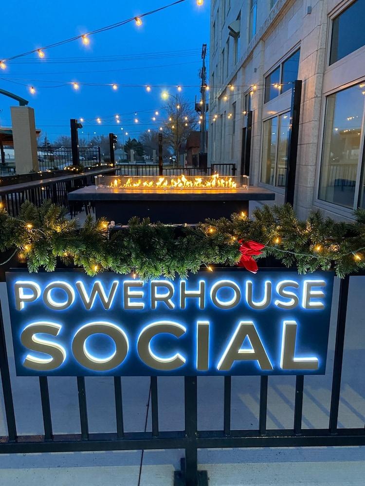 Powerhouse on Broadway photo 43