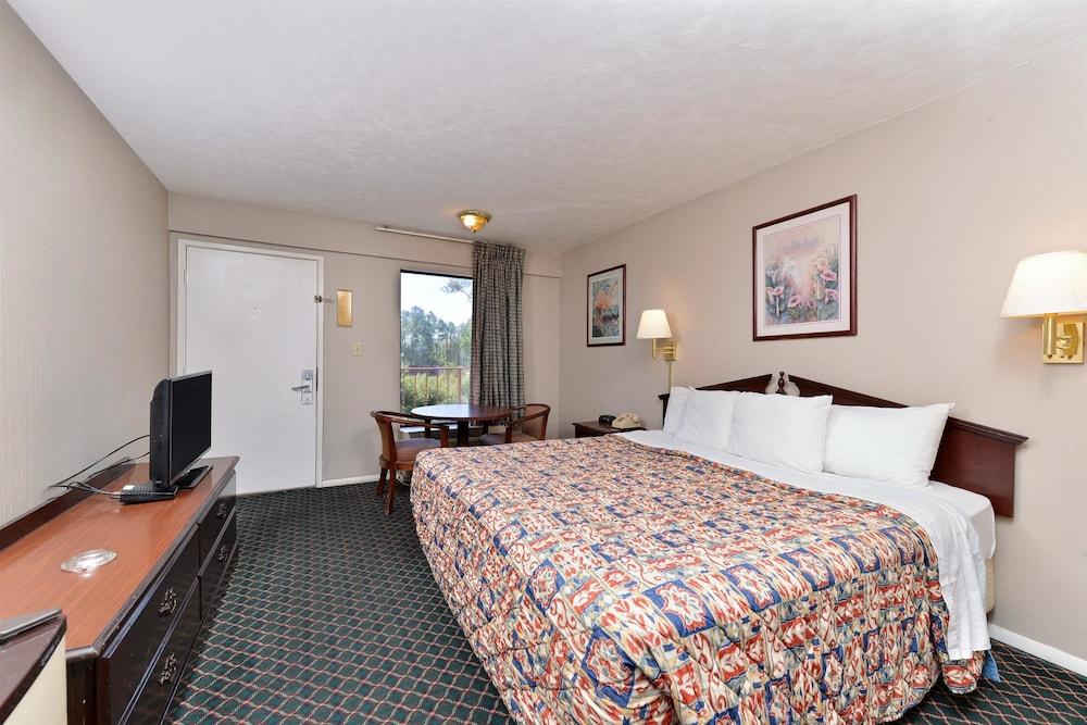 Americas Best Value Inn Augusta S photo 5