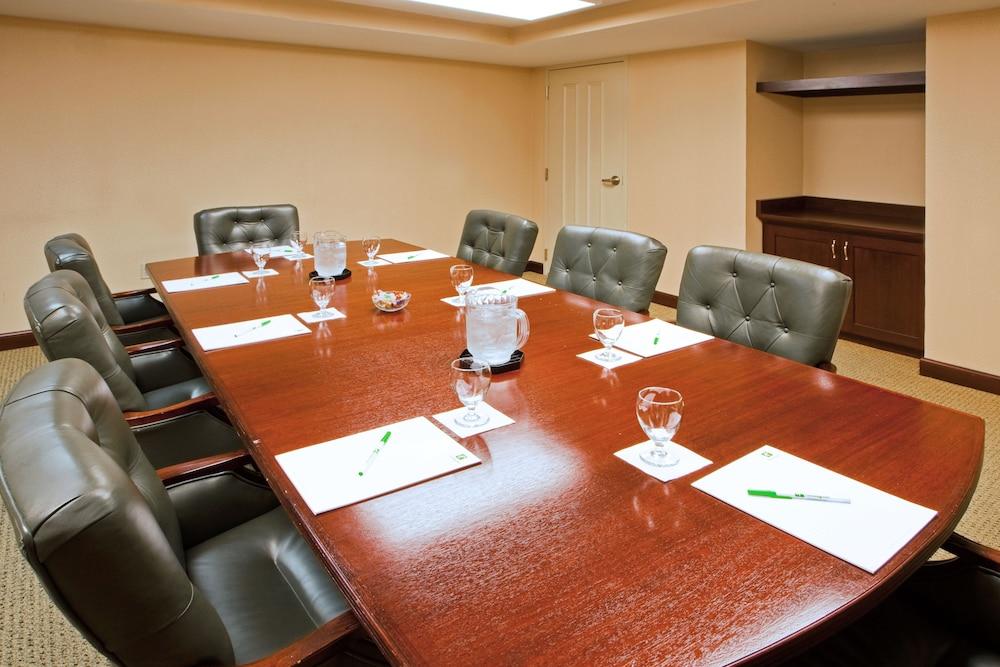 Holiday Inn Chantilly-Dulles Expo Center by IHG photo 41