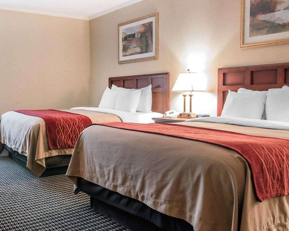 Wingate by Wyndham Livonia photo 21