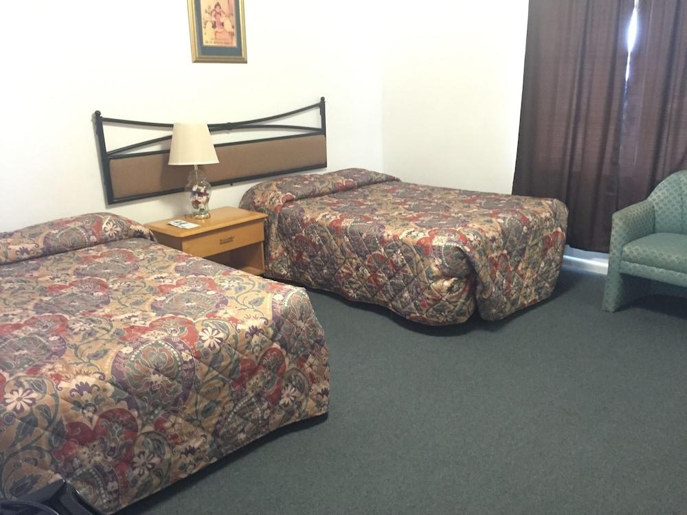 Travel Inn Of Sebring photo 20