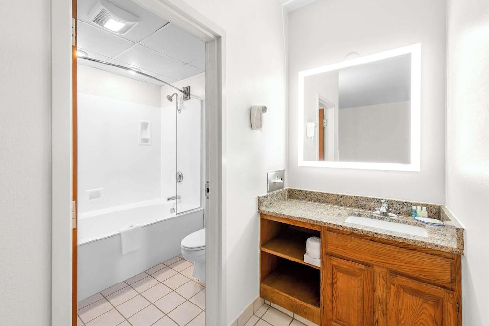 Clarion Inn Branson photo 46