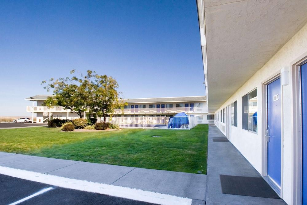 Motel 6 Pendleton, OR photo 39