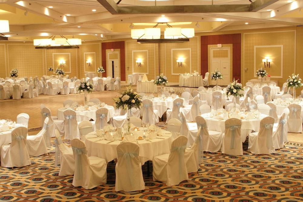 Doubletree by Hilton Somerset Hotel and Conference Center photo 39