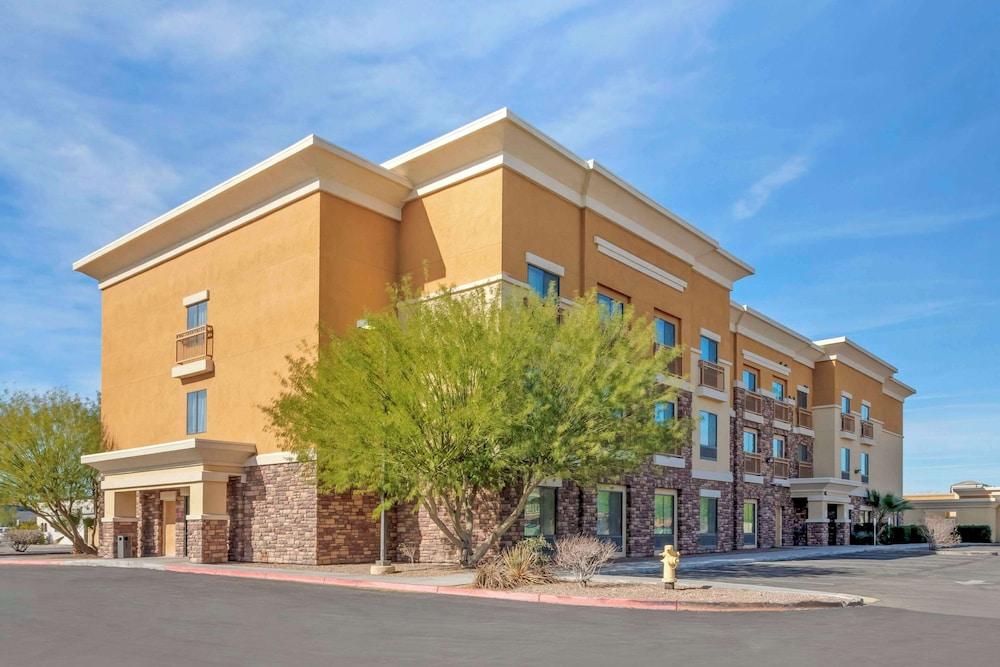 Comfort Suites Blythe photo 44