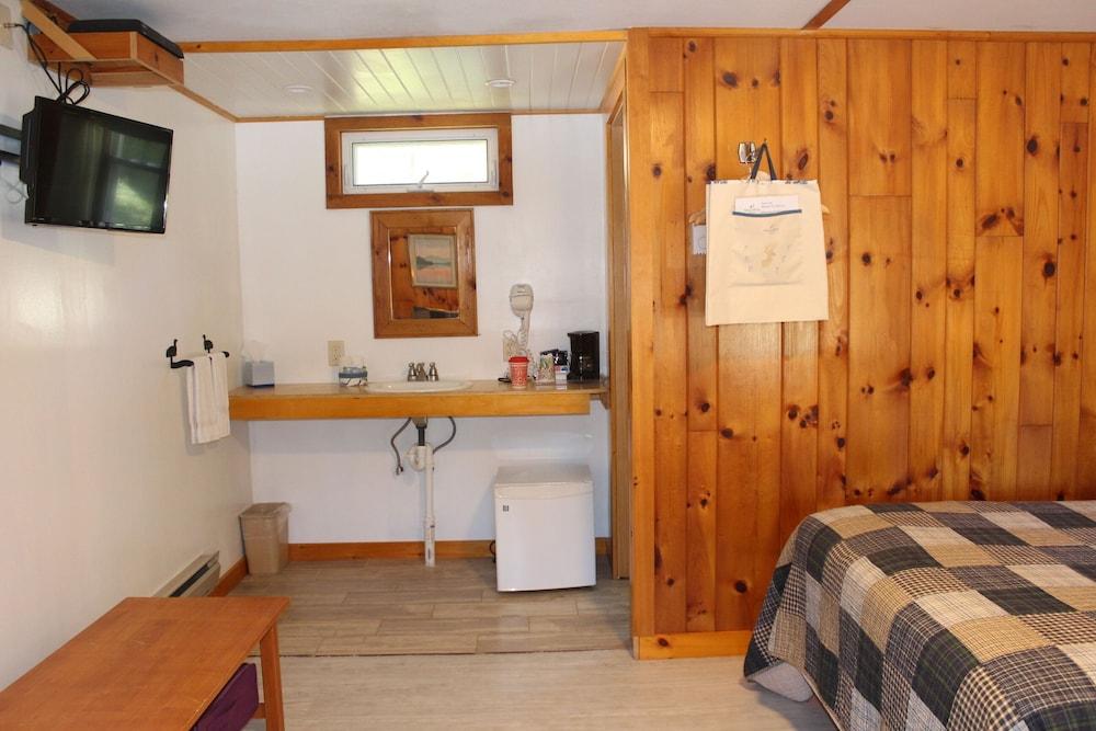 Blueberry Hill Motel photo 10