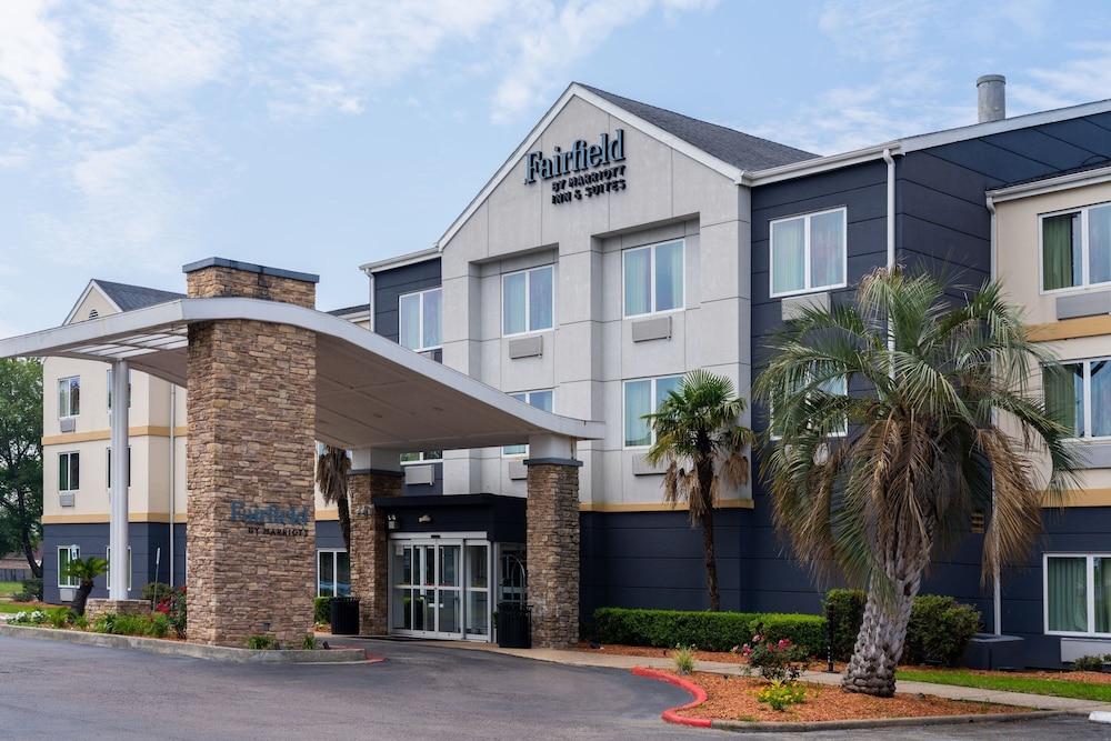 Fairfield Inn & Suites By Marriott Beaumont photo 1