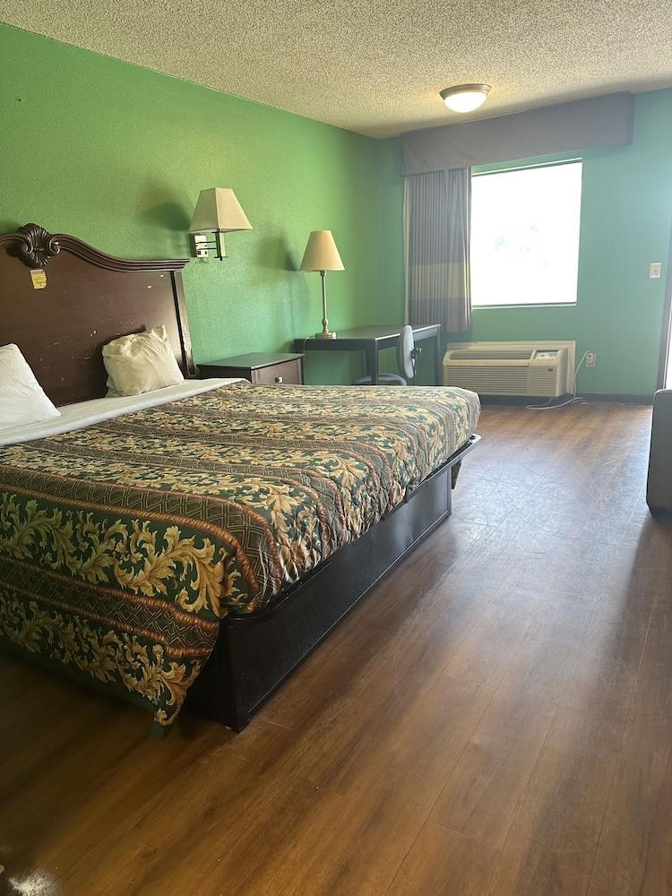 American Inn photo 2
